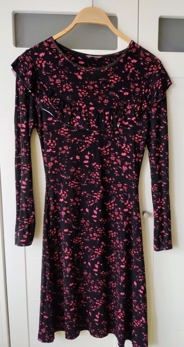 Urocza kobieca sukienka XS/S jesienna 34/36