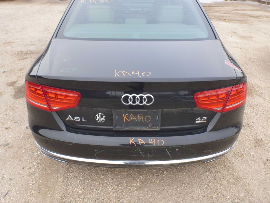 Разборка Ауди А8Д4. Запчасти Audi A8 D4 (бампер ,акпп, двигатель) ШРОТ