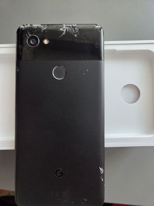 Google Pixel 2 XL uszkodzony
