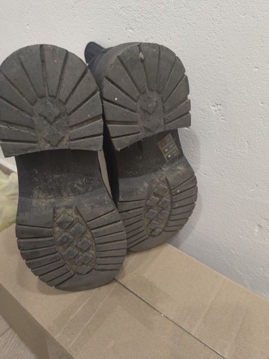 Черевики жіночі чорні