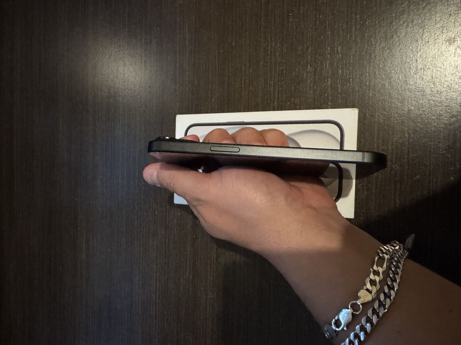 Iphone 15 novo. Mostro em Viana do castelo