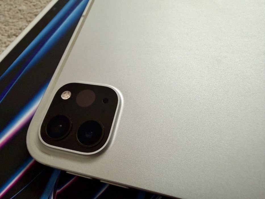 iPad Pro 12,9 (6 geração) Wi-Fi + Cellular