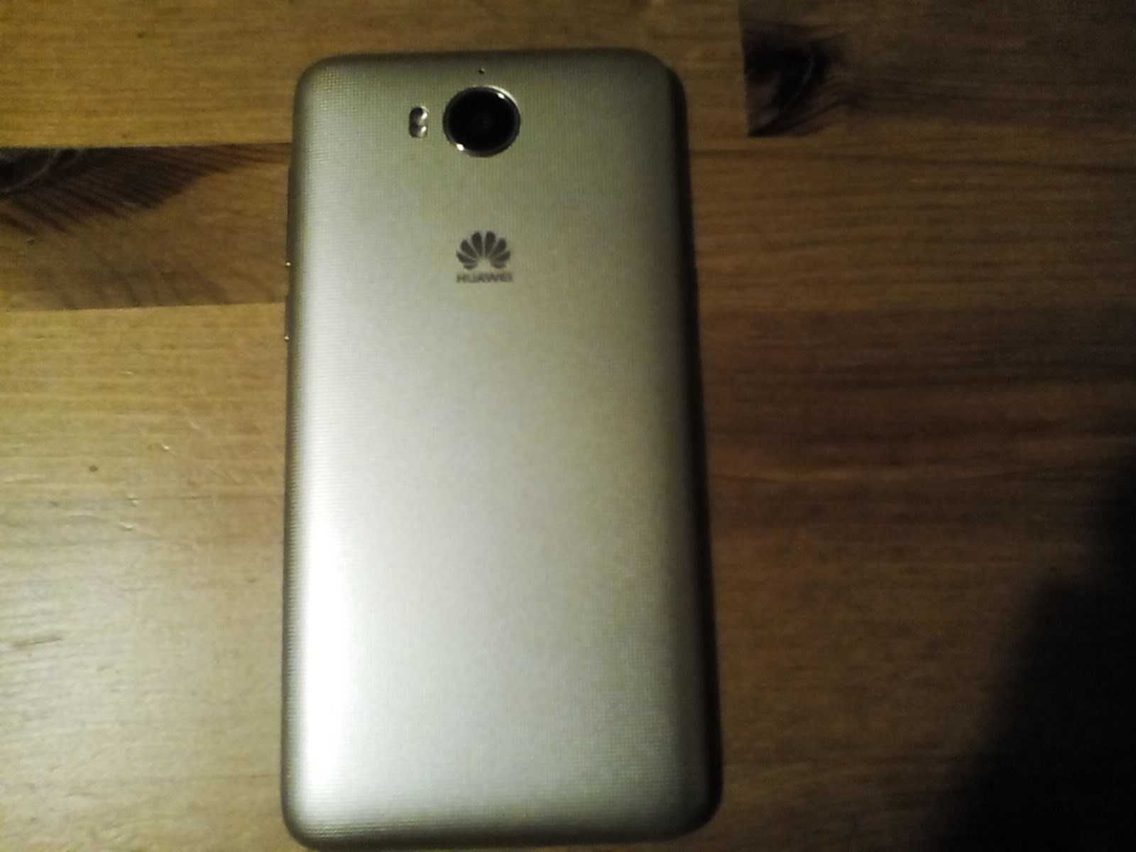 Huawei Y6 MYA -L41 jak nowy "szanowany" Gold