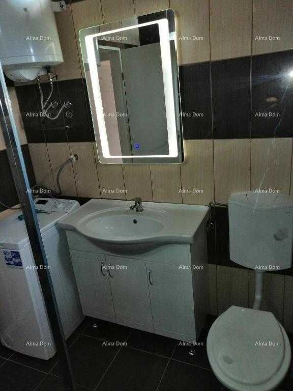 Хорватія, Істрія, Перой будинок з басейном