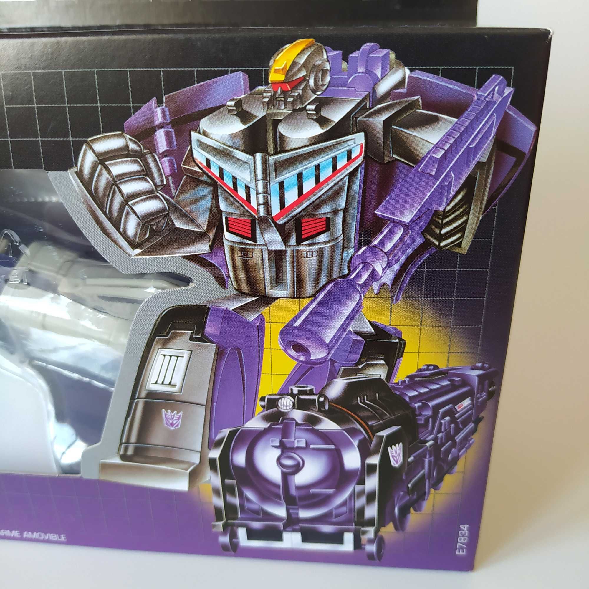 Transformers Decepticon Triple Changer Astrotrain