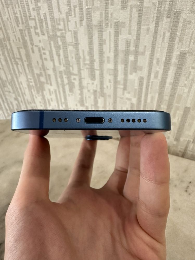iPhone 13 128gb blue Neverlock