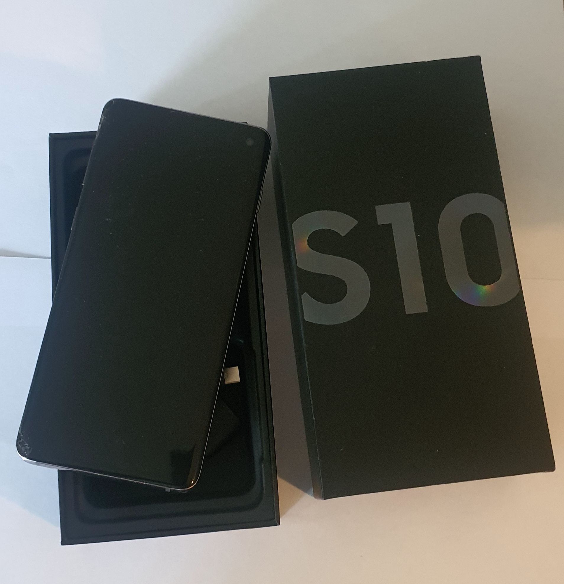 Samsung s10 128/8 prism black