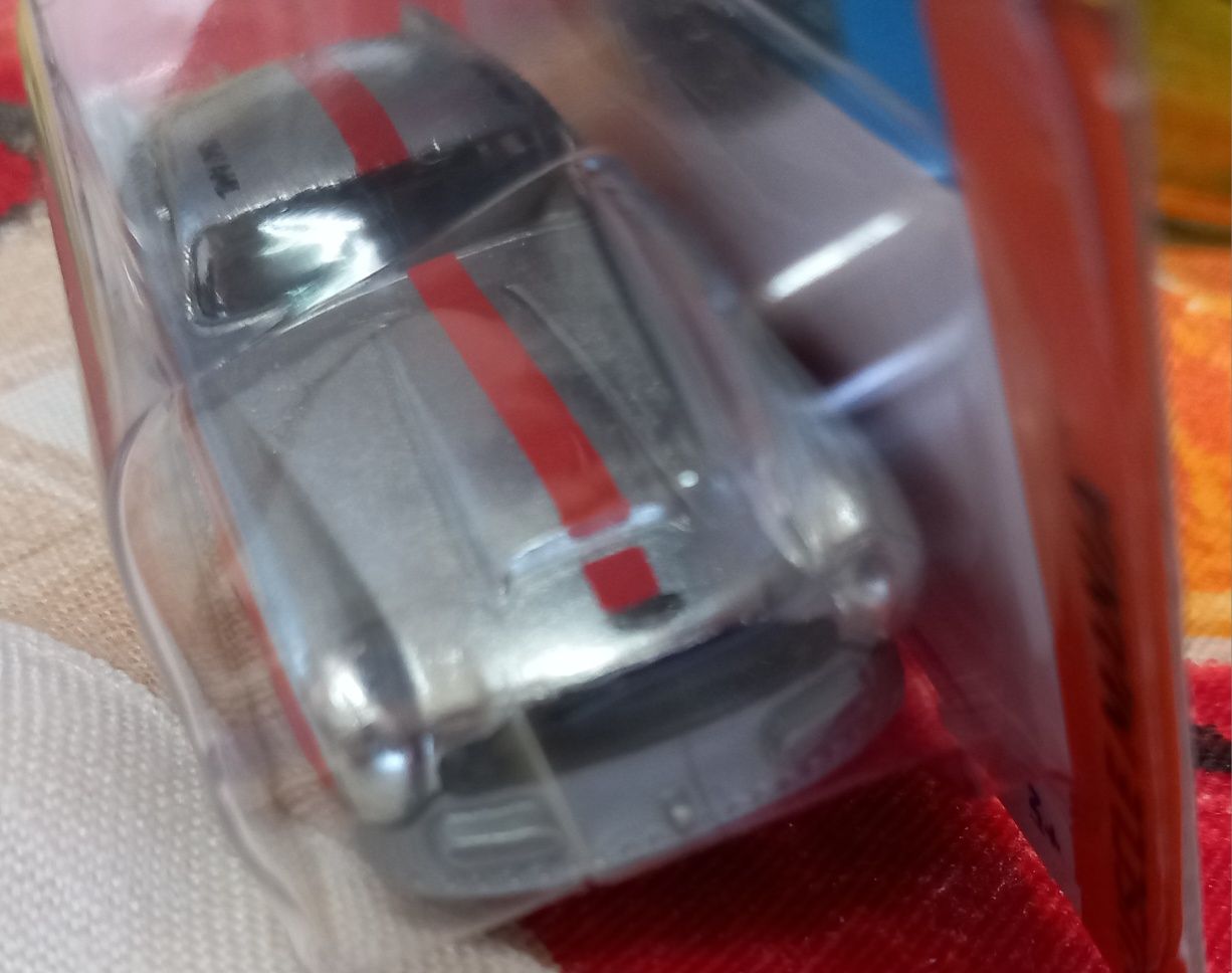 Aston Martin DB4GT High-Seedd Edition Hot Wheels
