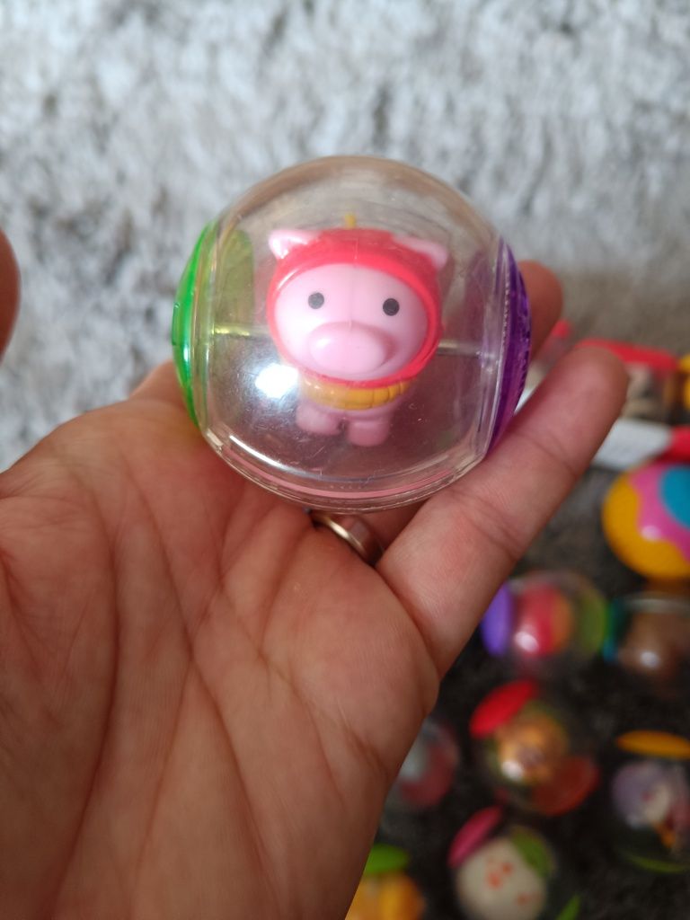 Kula piłka fisher price klocek kostka sensoryczna do żyrafy zebry