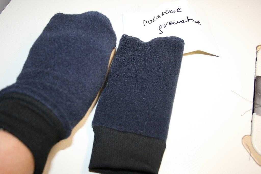 polarowe damskie rękawiczki bez palców mitenki granat/ czarne