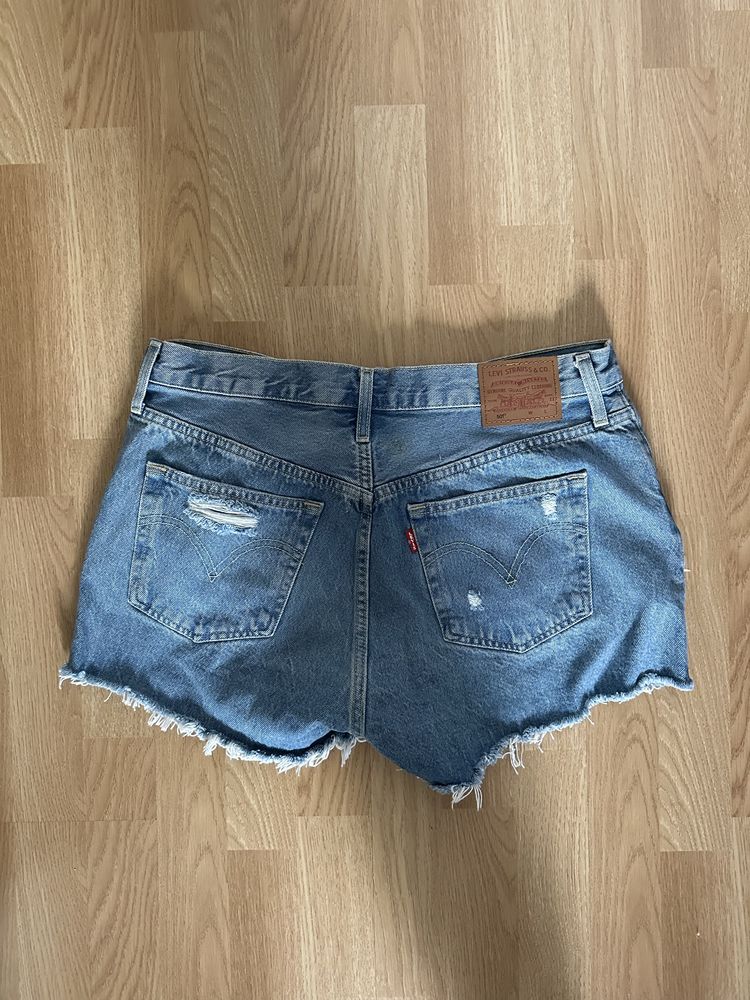 Шорти Levi’s