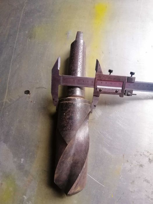 Сверла діаметр 57, 70, 75 мм; патрон магнітний плита магнітна – 200 мм