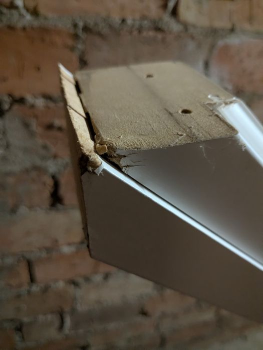 Ościeżnica nieregulowana biała