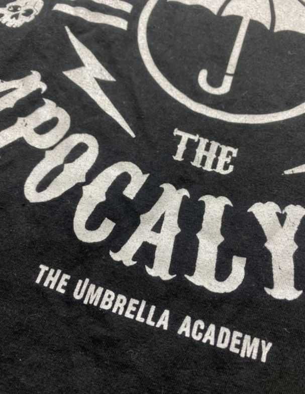 Футболка the umbrella academy/академія амбрелла
