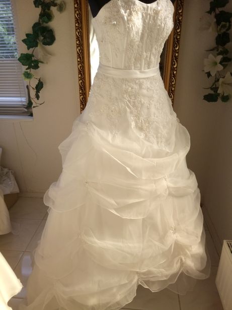 Suknia ślubna biel 36