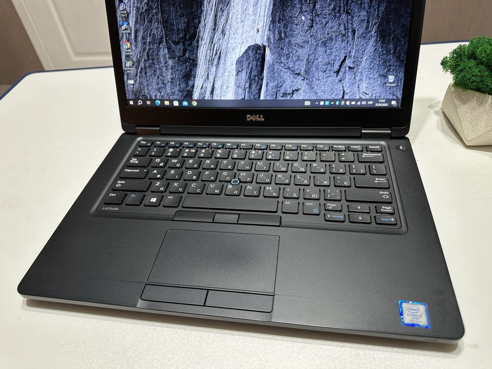 DELL LATITUDE 5480 14"HD| i7-7820HQ |16Gb DDR4|SSD 512Gb|NVIDIA 930MX