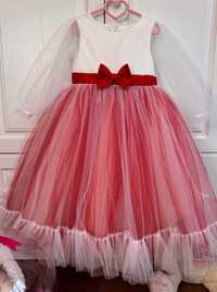 Сукня для дівчинки святкова на 5-6 років біла з рожевим з рукавами