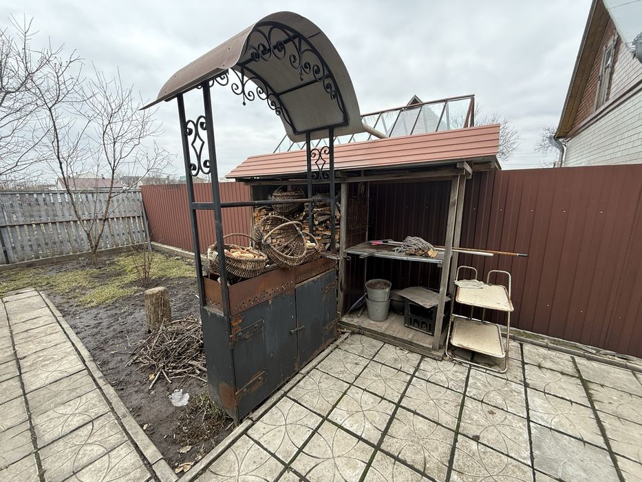 Будинок Слобода заходь та живи