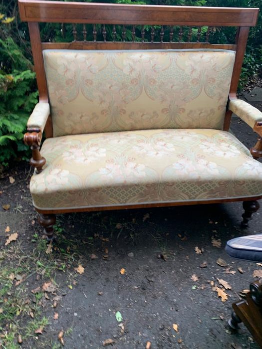 Sofa dwuosobowa antyk