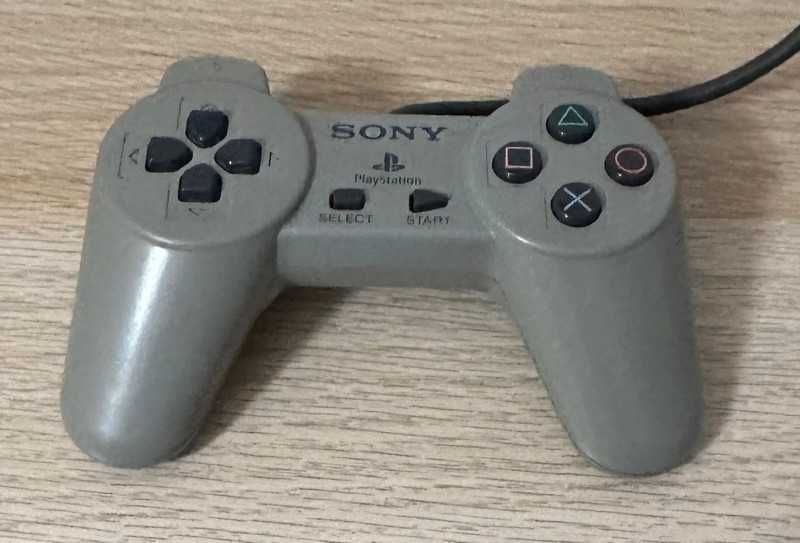PlayStation 1 One (PS1) (C/Comando)