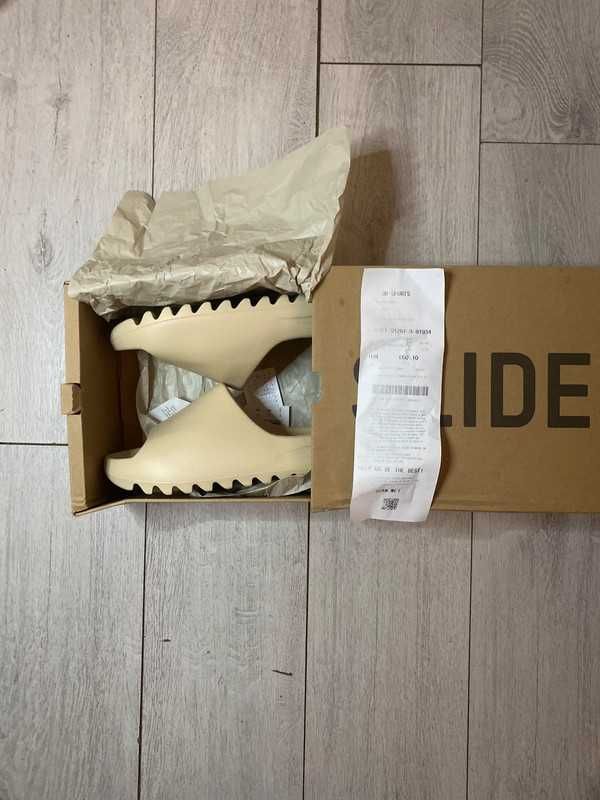 klapki adidasYeezy Slide Bone Moda Z pudełkiem rozmiar.39