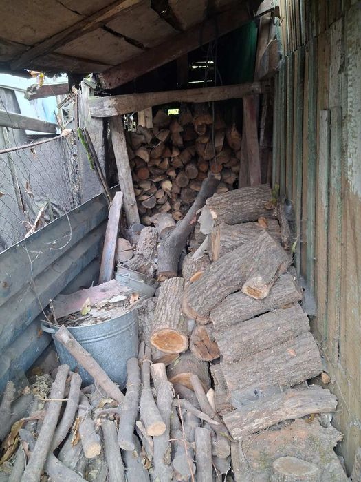 Продам дом дачу с грубой и дровами