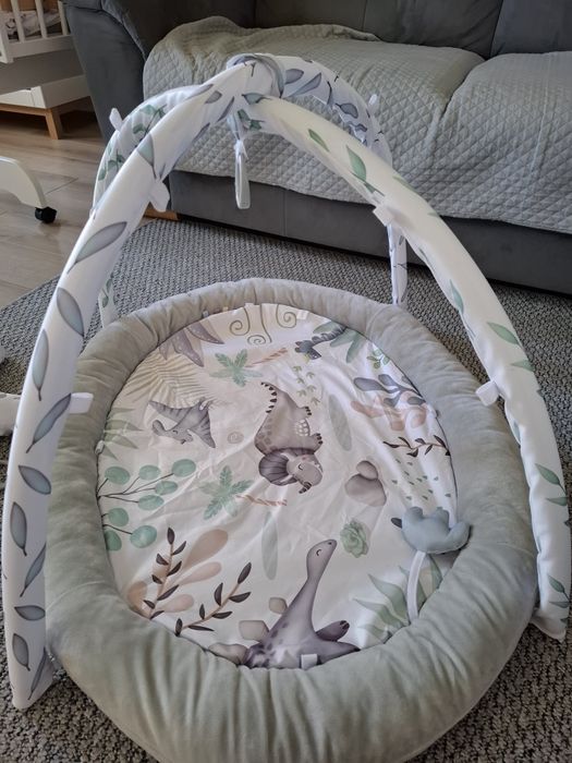 Mata edukacyjna aktywizująca z zawieszkami