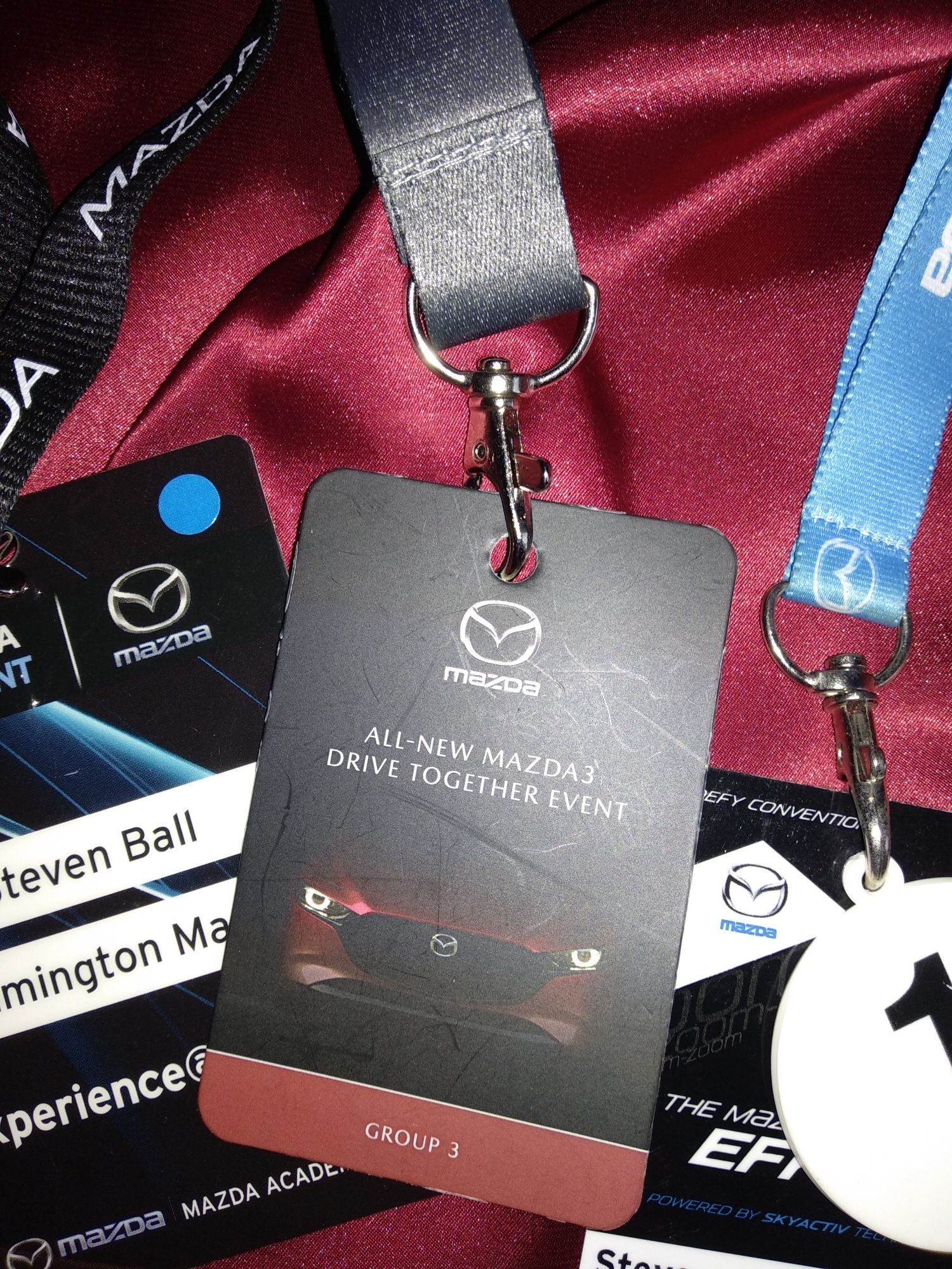 Ремешок для ключей Mazda, флешки,  удостоверения личности и билетов