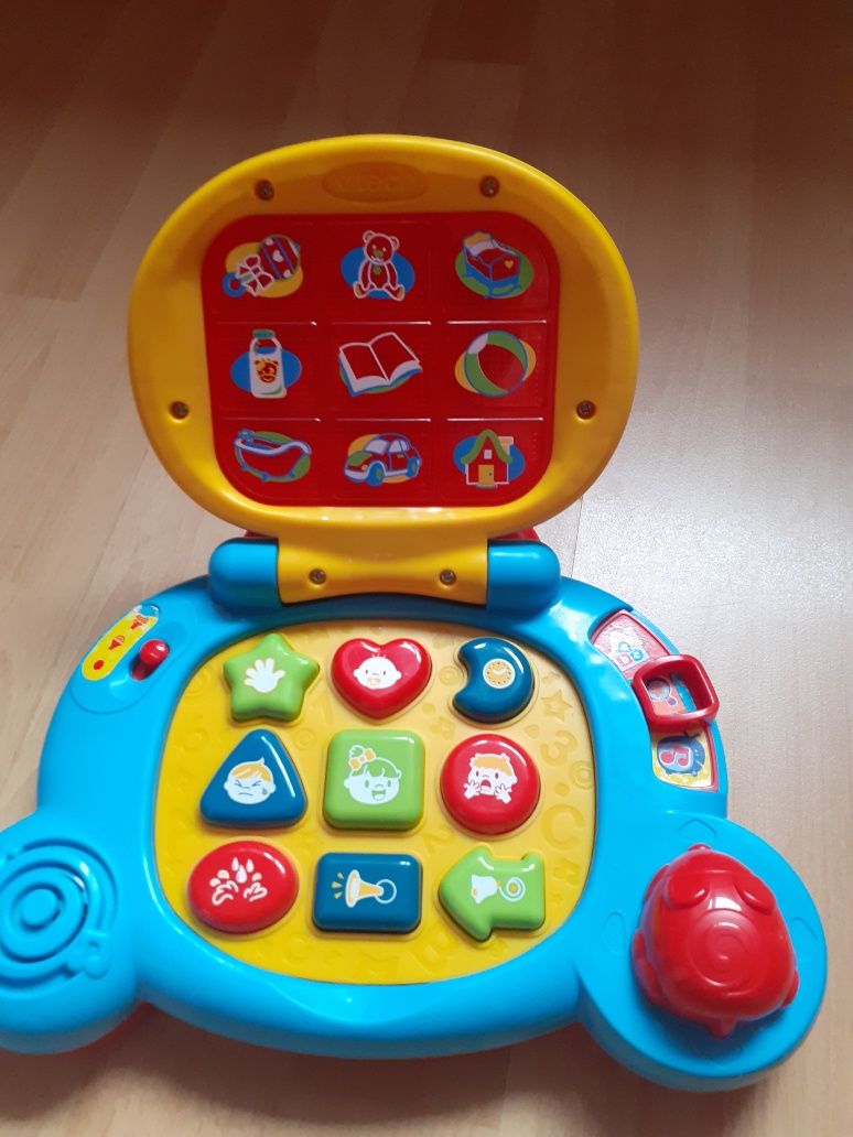 Laptop vtech dla dzieci.