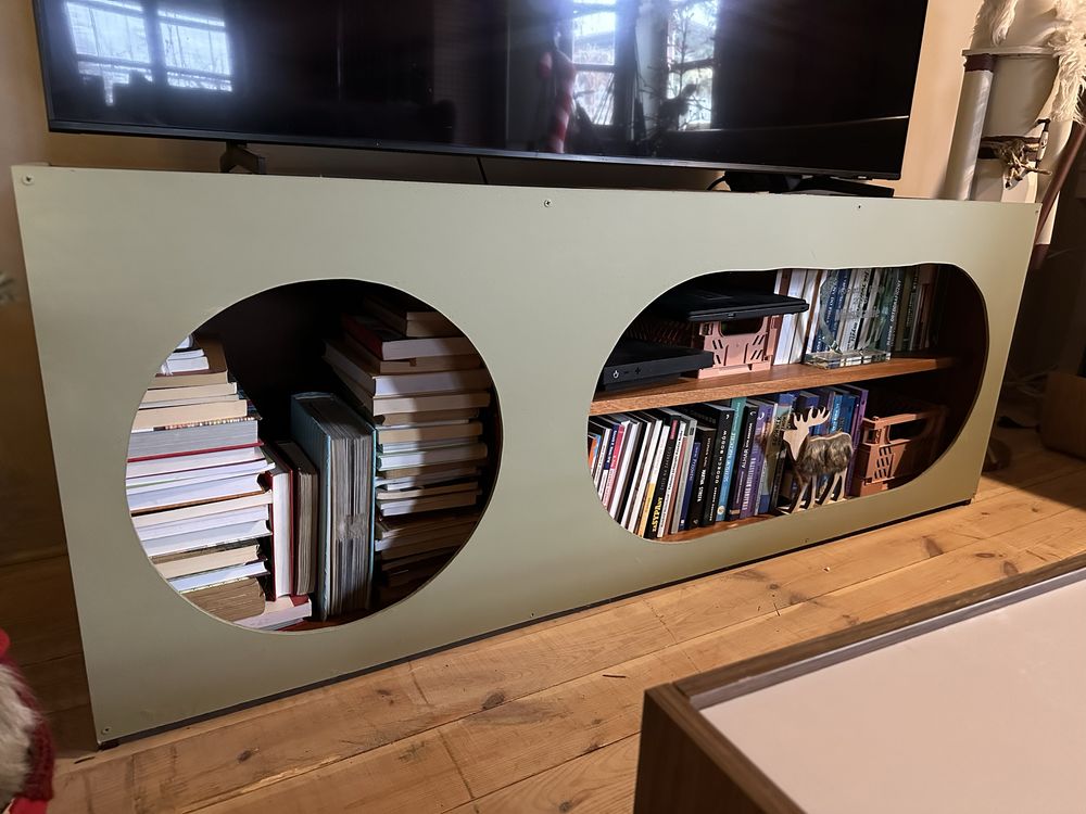 Szafka pod tv lub komoda/regał 200 zł.