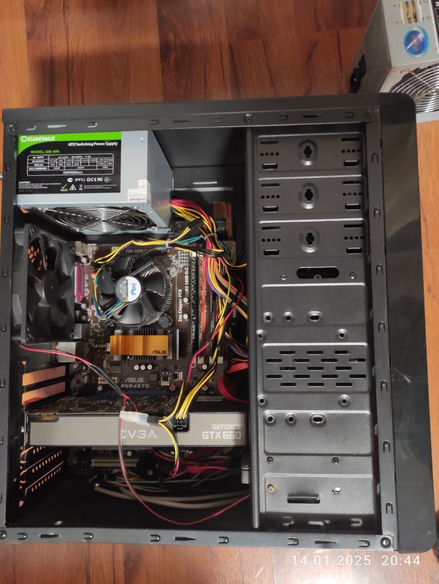 2 ігрових комп'ютера з моніторами, GTX1060,GTX 660 + роутер + колонки