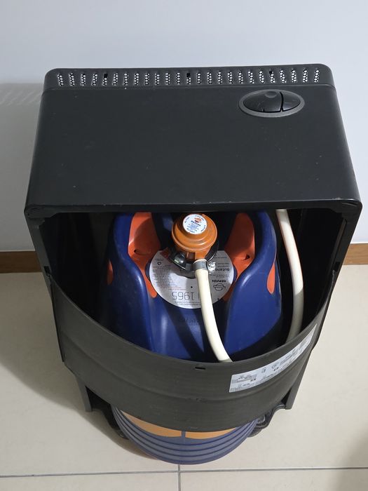 Aquecedor a gás com garrafa