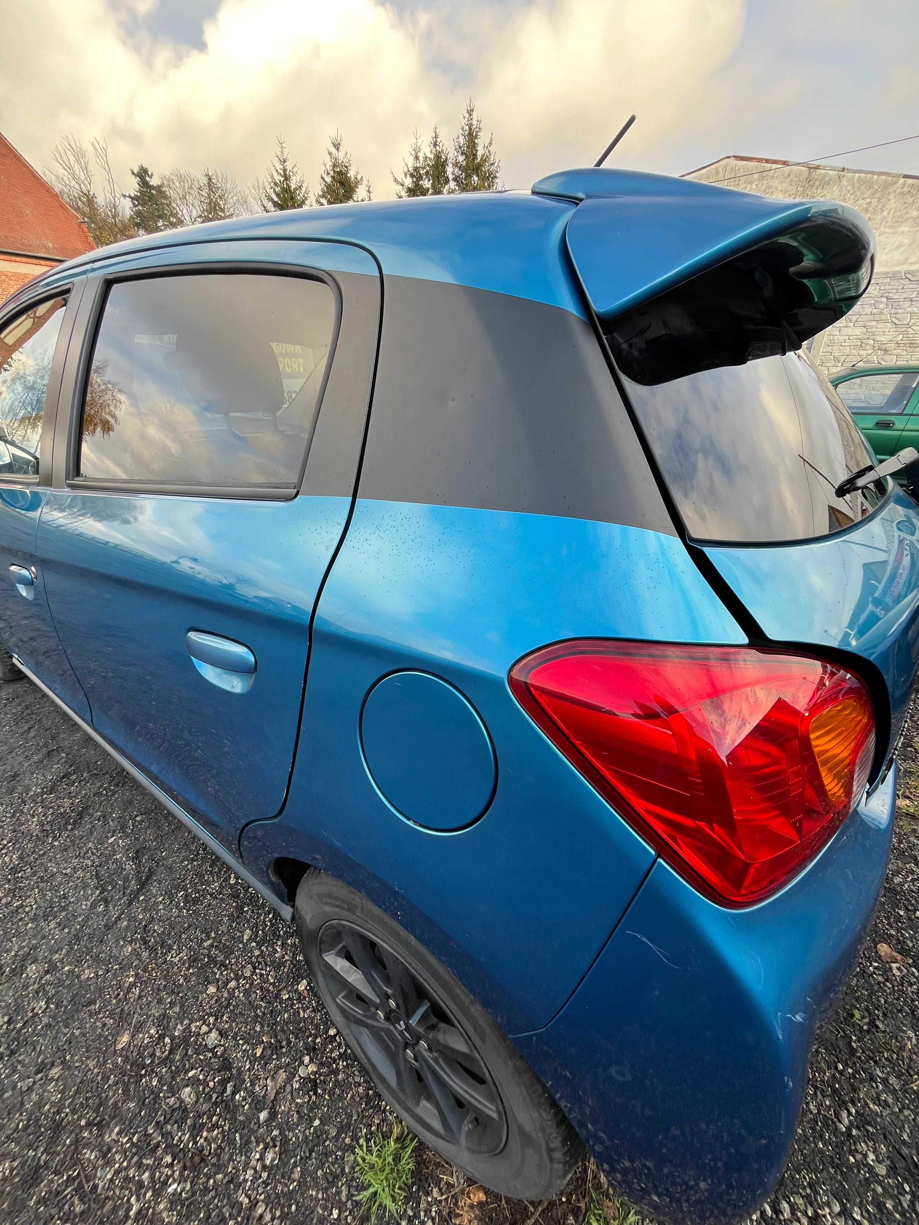 błotnik przód przedni prawy mitsubishi space star lak T69