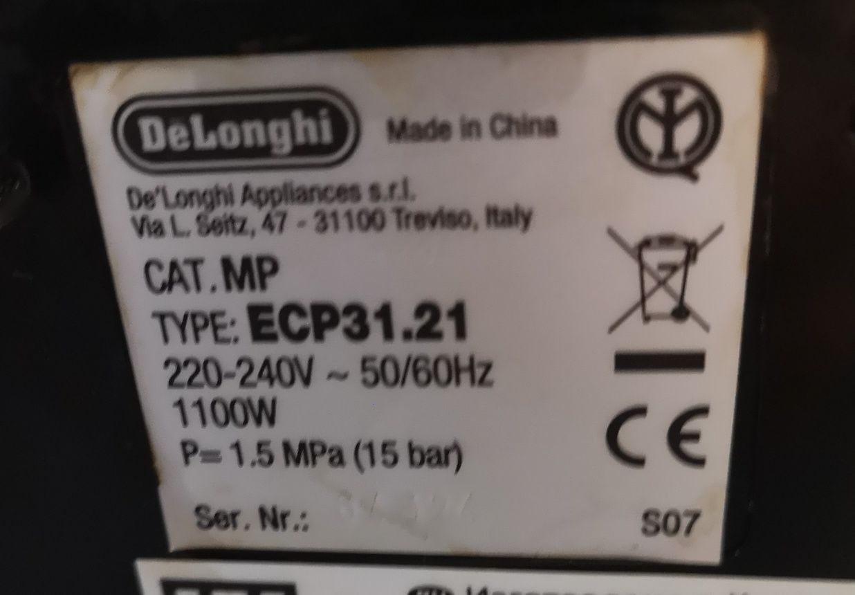 Кавоварка Delonghi ECP31.21 кавомашина