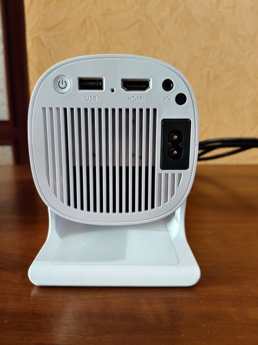 Проектор Yoton Y4 White