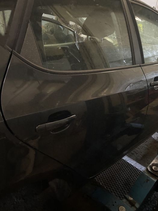 Seat ibiza 6J 1.6 tdi (peças)