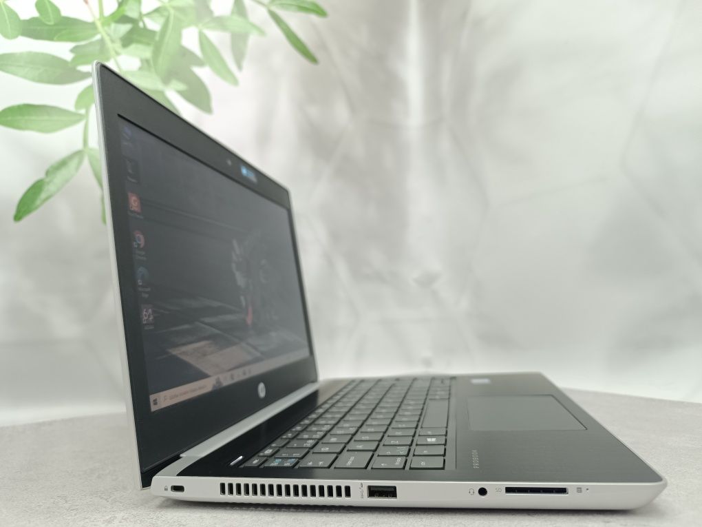 Ноутбук HP ProBook 430 G5/i3-7100U/RAM 8 GB/SSD NVMe 256 GB/13.3 " HD