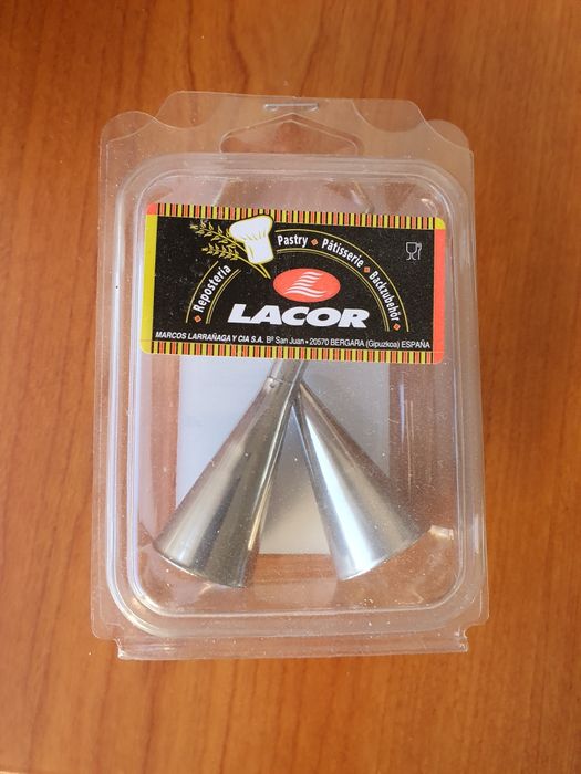 Bicos de pasteleiro/ pastelaria marca Lacor Novos