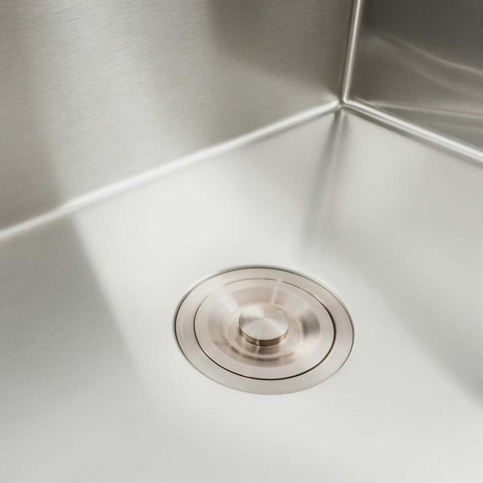 Кухонна мийка VALESO Handmade 70*50 нержавійка ( 3,0/0,8)мм