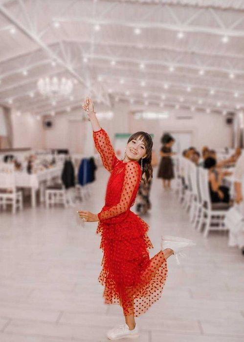 Продам вечірню сукню