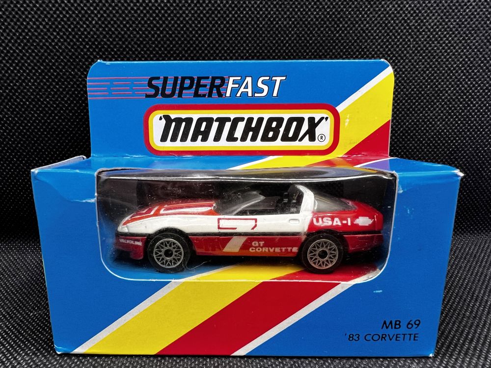 Matchbox Corvette Superfast nowy macau