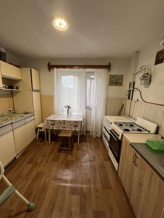 Продам ДВУШКУ 59 квадратів с. Чинадійово