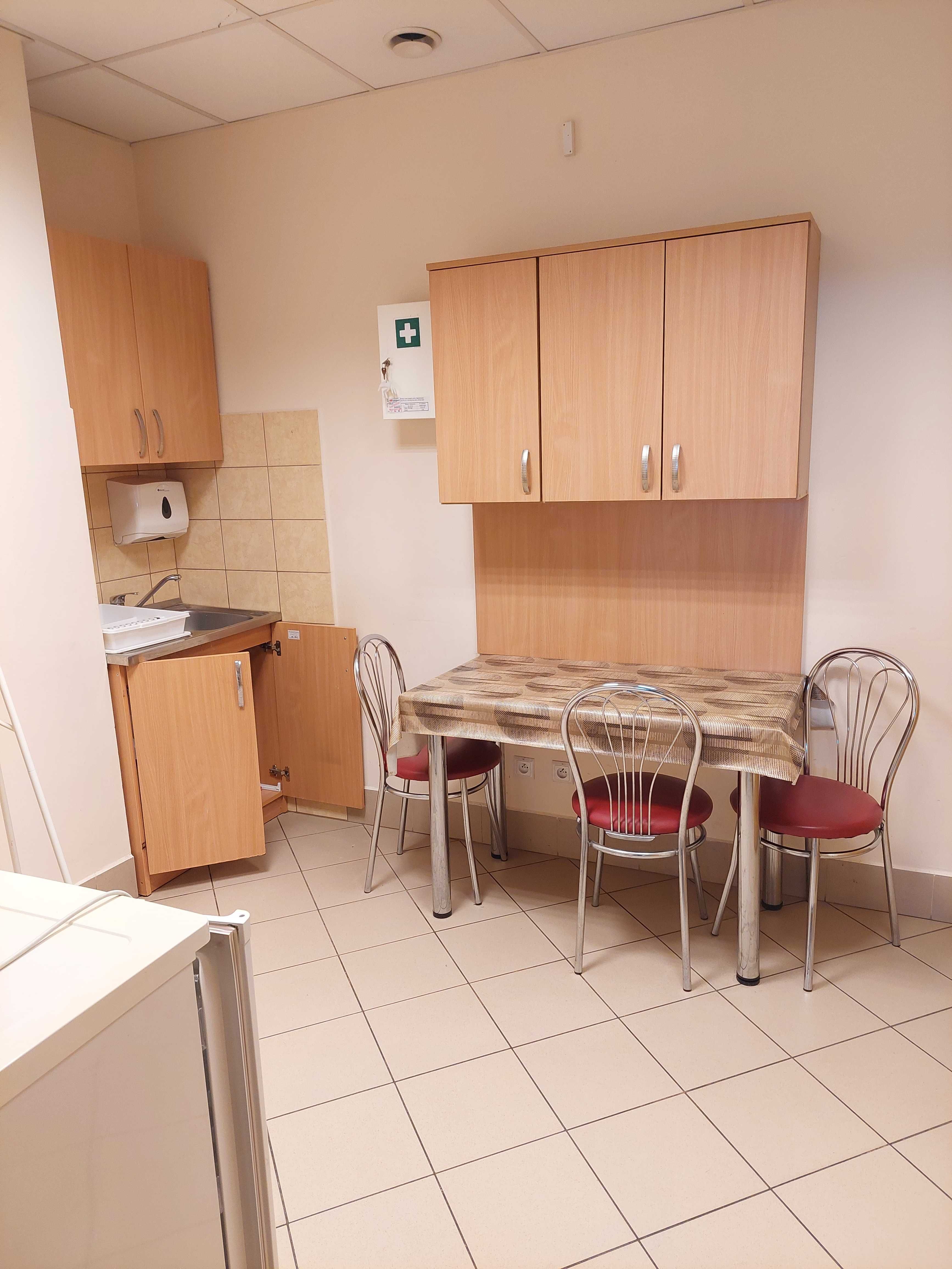 Lokal do wynajęcia pod biuro lub usługi 104 m2 Centrum Zabierzowa