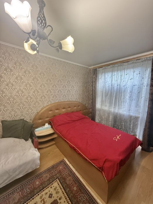 Продам 1к с балконом мкрн. Ювілейний - Співдружності ( Резніченко)