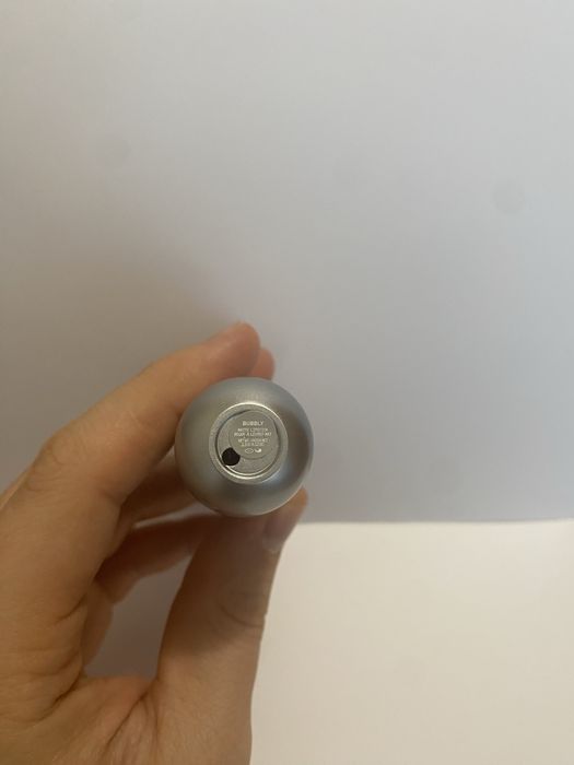 Szminka Bubbly - R.E.M. Beauty jak nowa