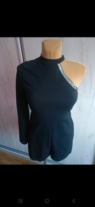 Czarny krotki kombinezon S