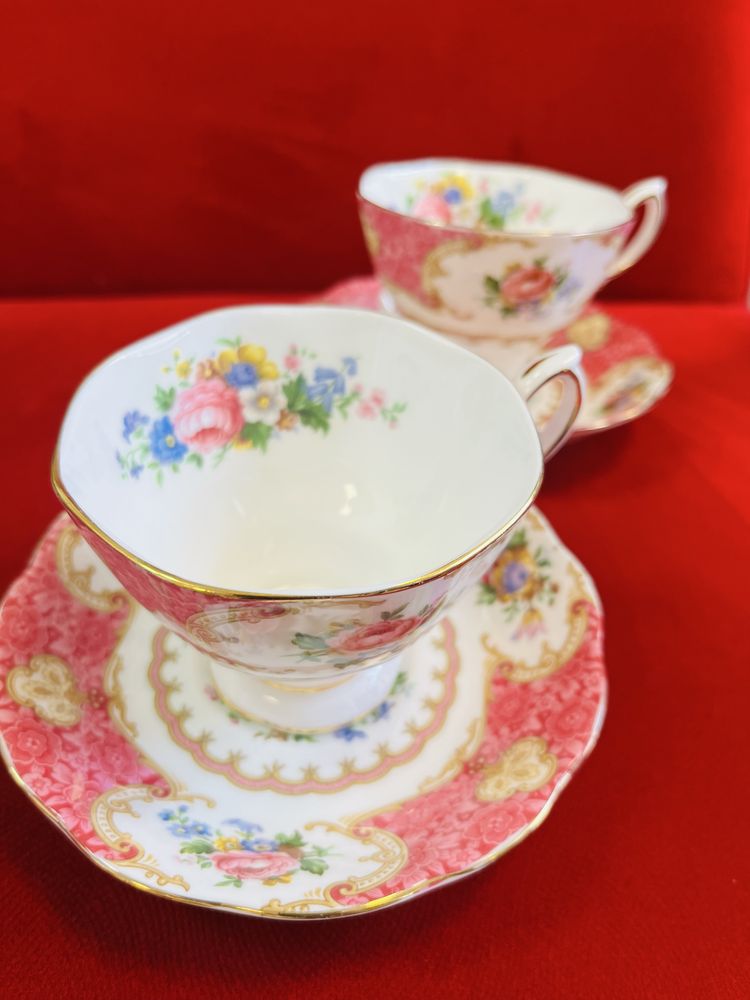 Filizanki Royal Albert