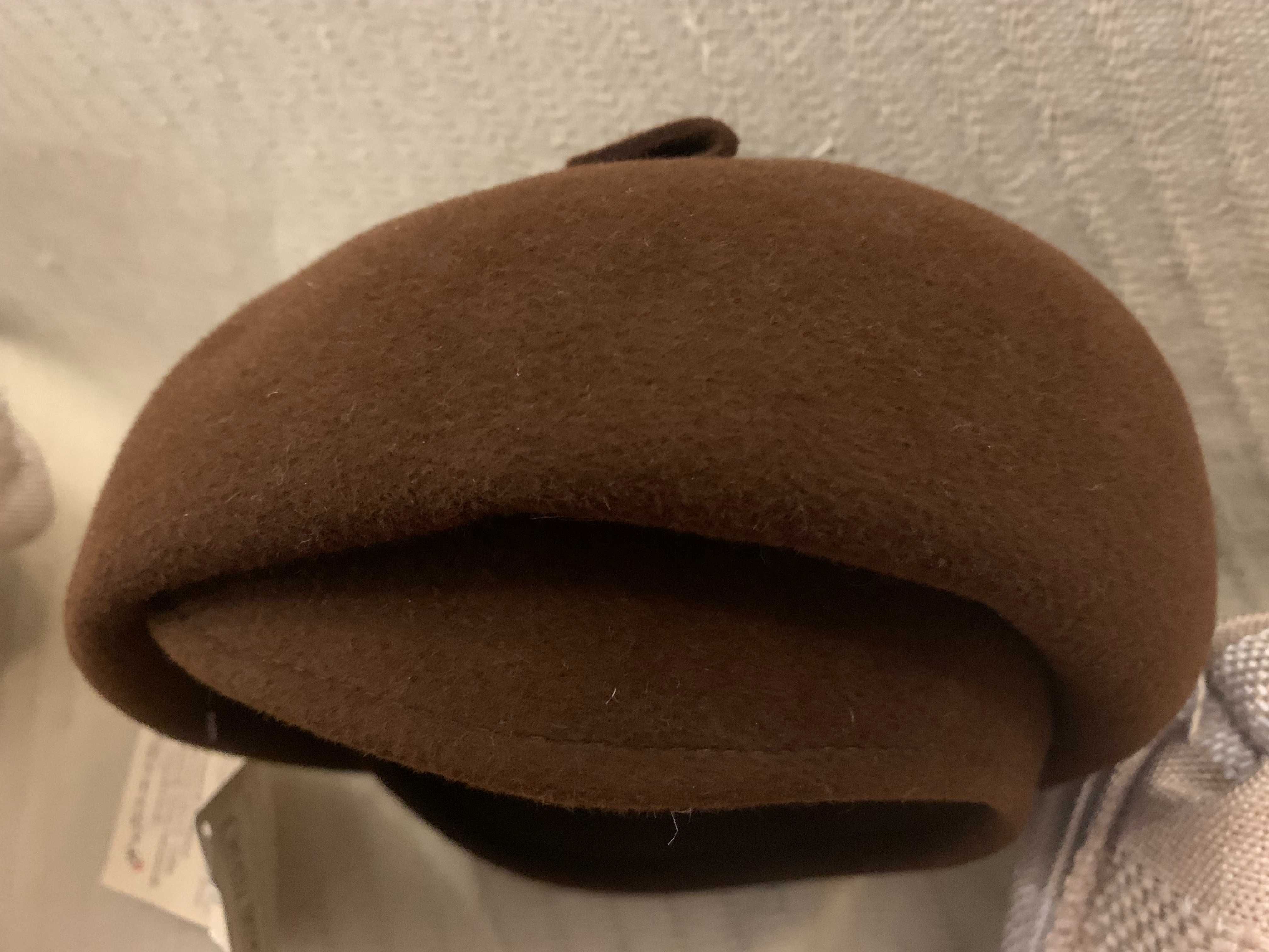 Продам женскую  шляпу фетровую( велюровую )  Чехия  (TONAK)