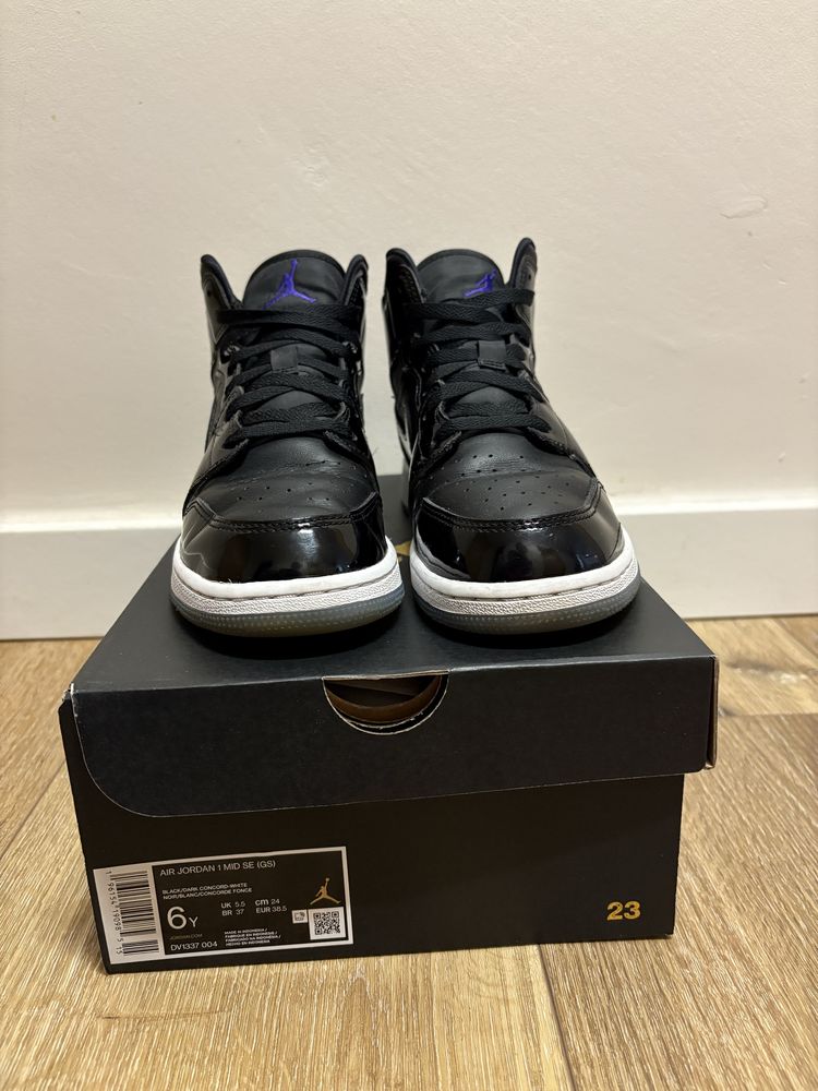 Air Jordan 1 Mid SE czarne skórzane