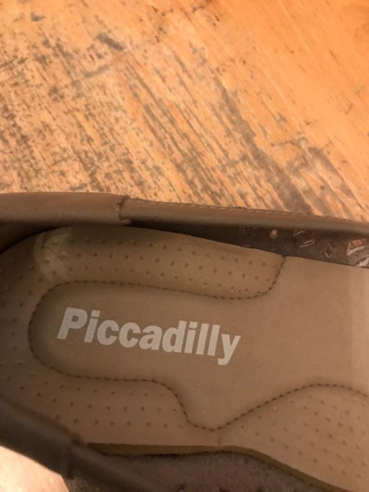 Sapatos Piccadilly verde seco